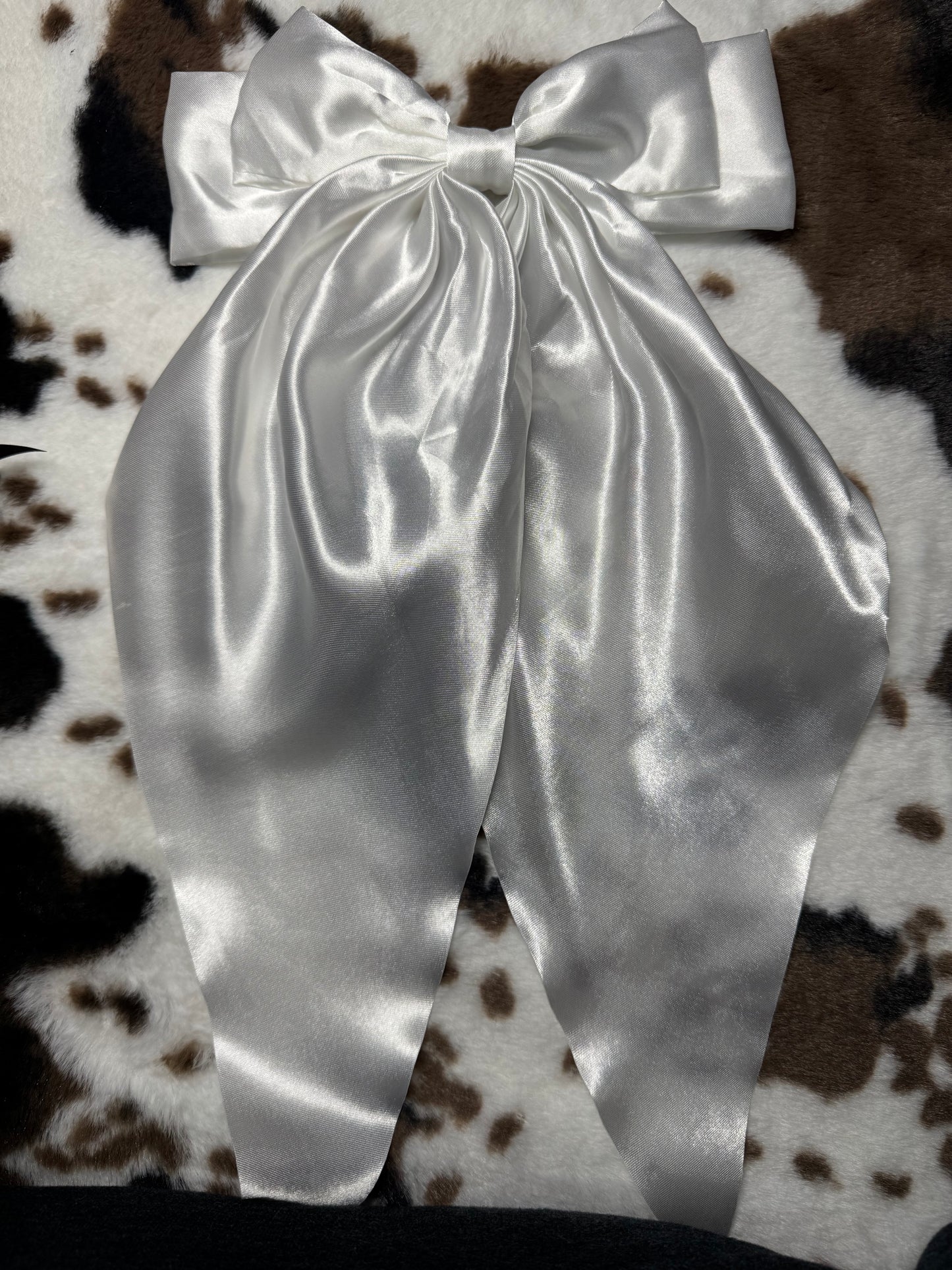 Hair bows with clips